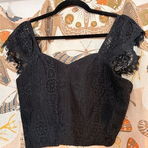 La Femme En Noir Black Lace Top